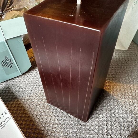 TEAKWOOD AND Cardamom 3”x6” square pillar candle by Partylite NIB - Picture 4 of 12